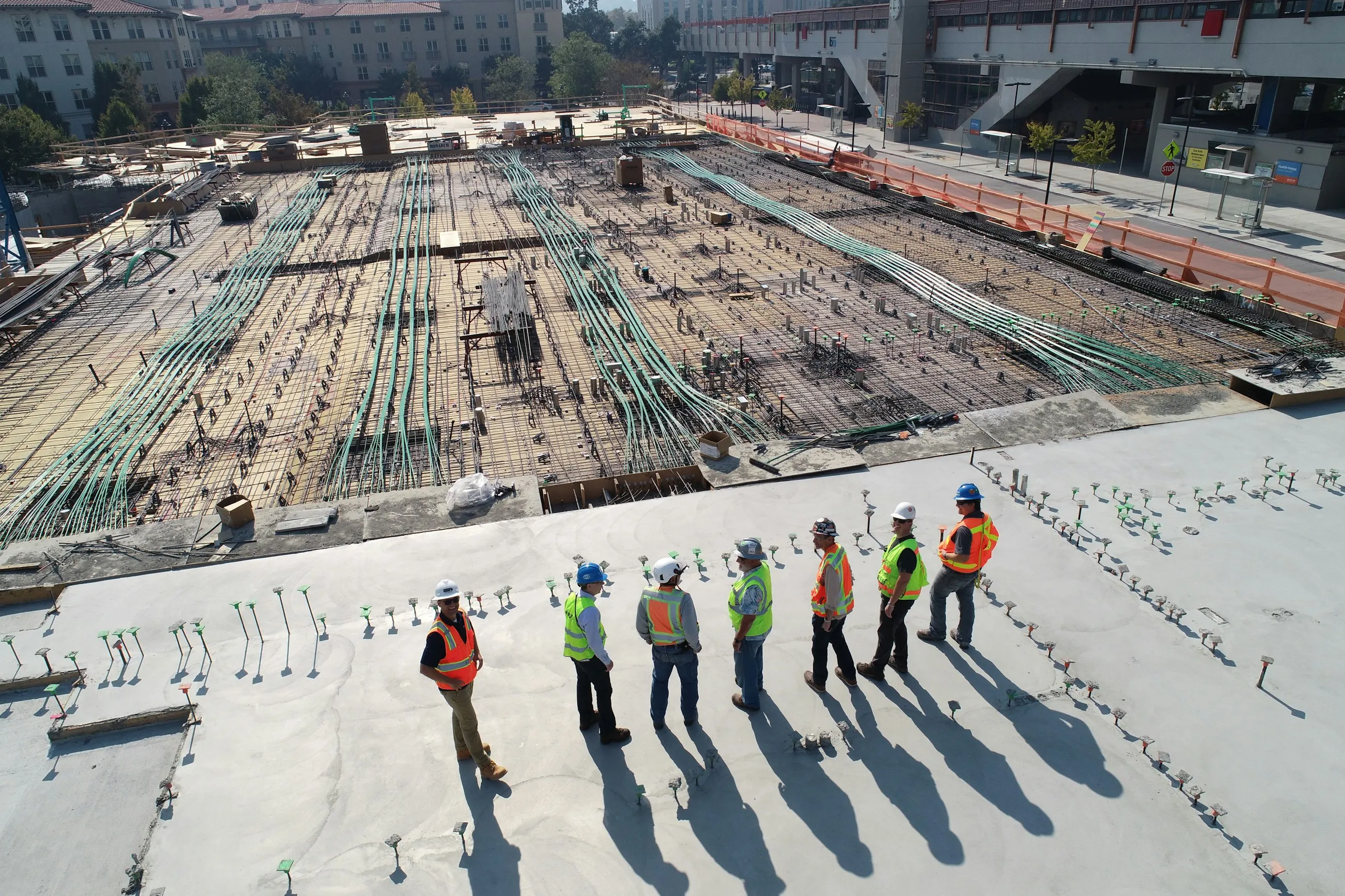 Estructura de una vivienda en construcción vista desde arriba